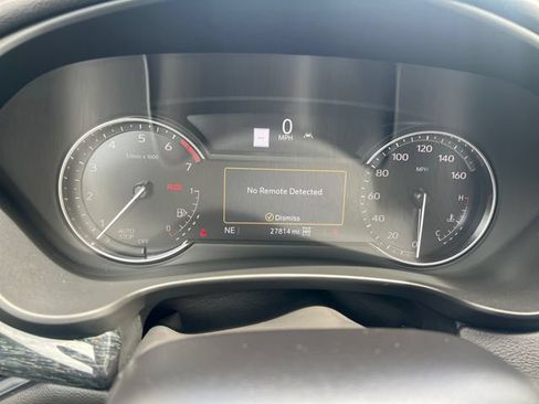 Used 2021 Cadillac XT4 Premium Luxury w/ Enhanced Visibility Package AWD/4WD image 14