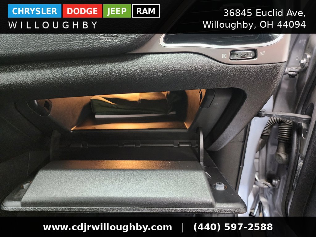 Used 2020 Jeep Cherokee Limited w/ Advanced Safety Group AWD/4WD image 35