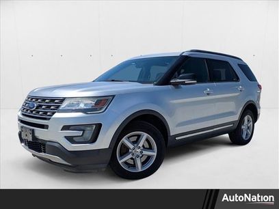 Used 2017 Ford Explorer XLT w/ Equipment Group 202A