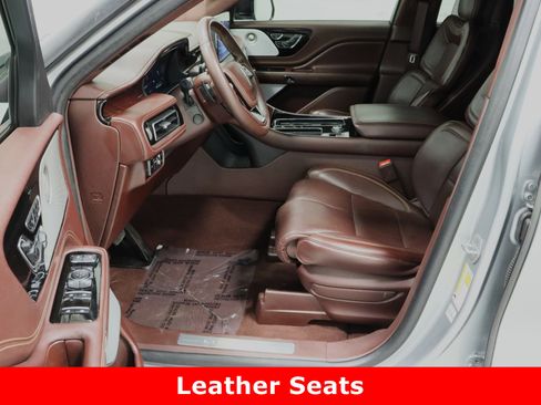 Used 2023 Lincoln Aviator Black Label w/ Dynamic Handling Package image 15
