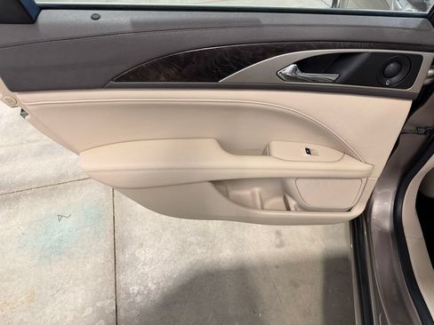 Used 2019 Lincoln MKZ Reserve w/ Reserve Plus Package AWD/4WD image 29