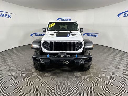 Used 2024 Jeep Wrangler Unlimited Rubicon 4xe w/ Capability Package AWD/4WD image 3