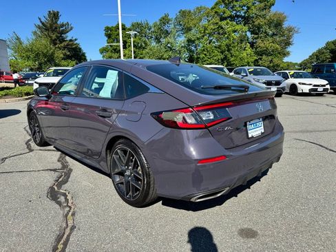 Used 2023 Honda Civic Sport Touring image 4