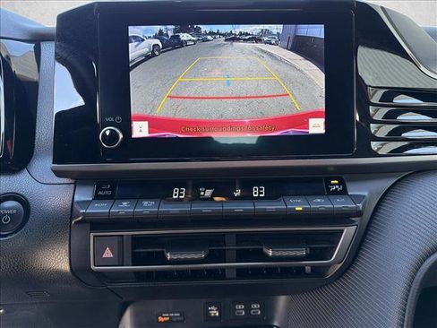 Used 2025 Toyota Camry SE image 20