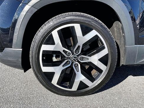Used 2022 Volkswagen Taos SEL image 7