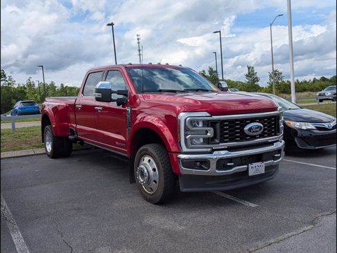 Used 2024 Ford F450 Lariat w/ Lariat Ultimate Package AWD/4WD image 2