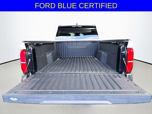 Used 2024 Toyota Tacoma SR image 23