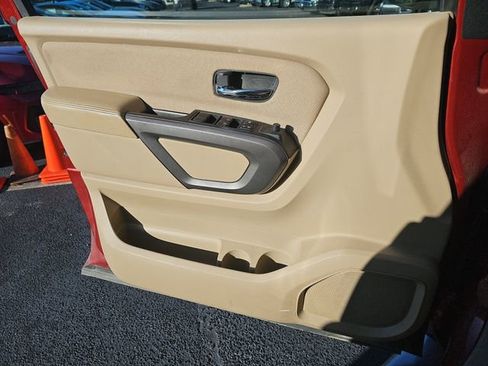 Used 2015 Nissan Titan SV w/ SV Value Truck Package image 23