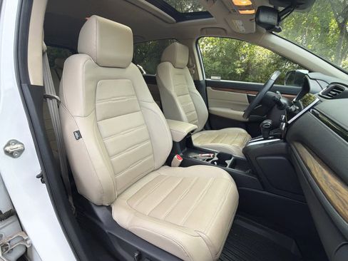 Used 2019 Honda CR-V Touring image 19