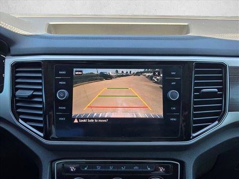 Used 2019 Volkswagen Atlas SEL FWD image 14