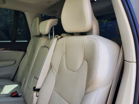 Used 2019 Volvo XC90 T6 Momentum w/ Advanced Package AWD/4WD image 43