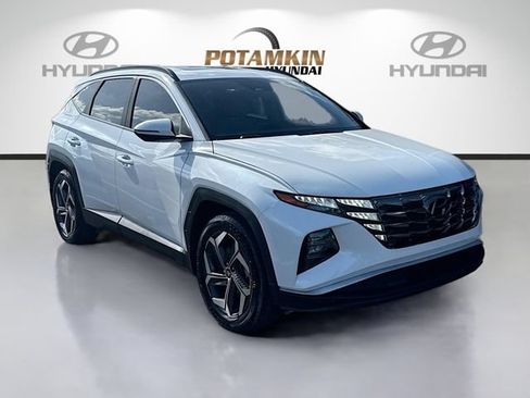 Certified 2022 Hyundai Tucson SEL w/ Convenience + Premium Package FWD image 3
