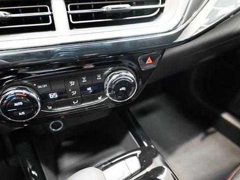New 2026 Chevrolet Trax RS FWD image 17