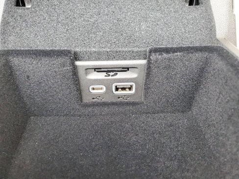 New 2025 Cadillac XT6 Sport w/ Technology Package image 37