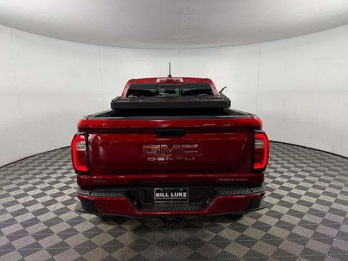 Used 2025 GMC Canyon Denali AWD/4WD image 8