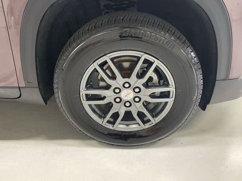 Certified 2025 GMC Acadia Elevation image 14