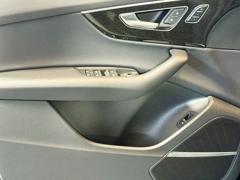 New 2026 Audi Q7 2.0T Premium image 17