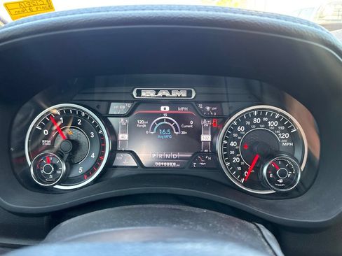 Used 2019 RAM 2500 Laramie w/ Night Edition AWD/4WD image 11