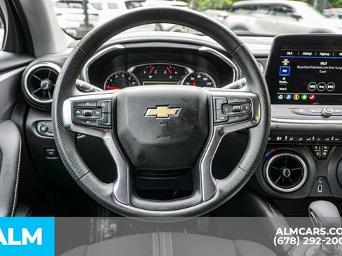 Used 2025 Chevrolet Blazer LT FWD image 27
