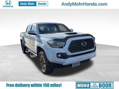 Used 2022 Toyota Tacoma TRD Sport image 1