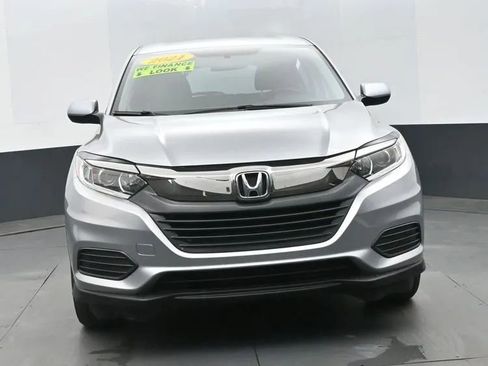 Used 2021 Honda HR-V LX image 3