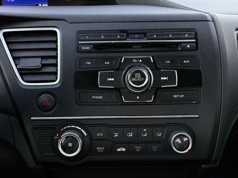Used 2014 Honda Civic LX image 32