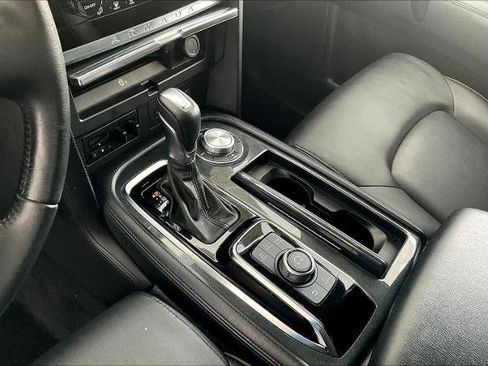 Certified 2024 Nissan Armada SV image 15