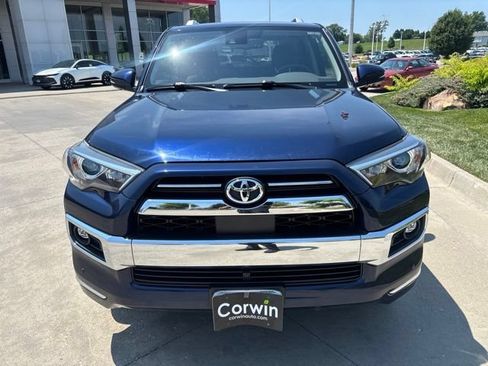 Used 2022 Toyota 4Runner Limited AWD/4WD image 10