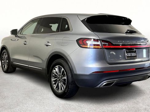 Used 2023 Lincoln Nautilus Reserve image 17