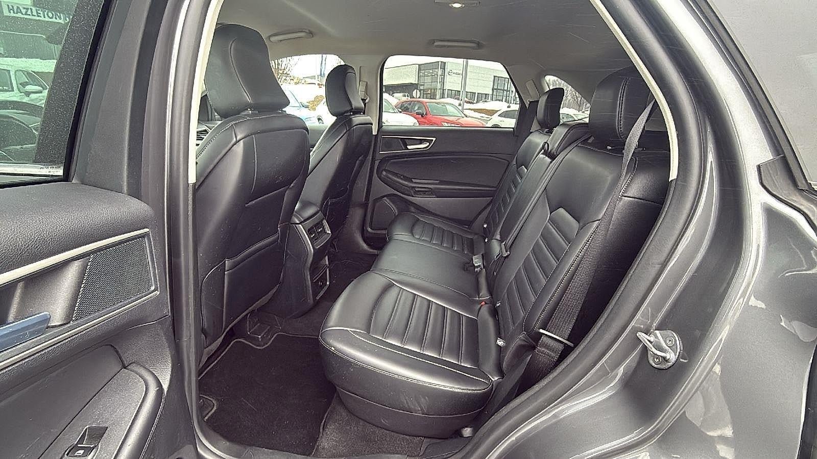 Used 2024 Ford Edge SEL AWD/4WD image 23