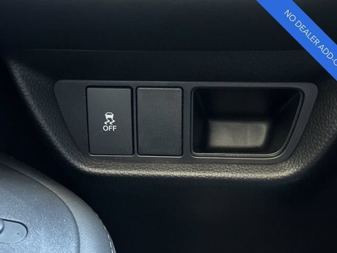 Certified 2026 Honda HR-V LX image 30