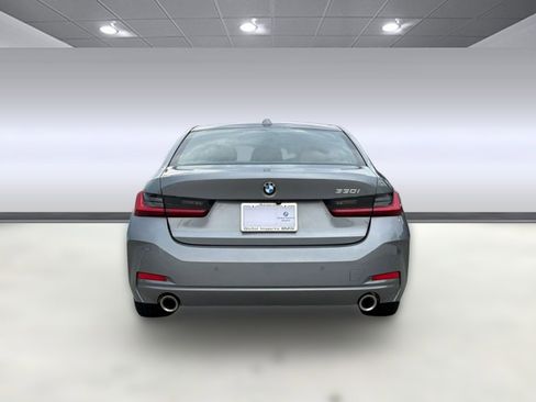 Used 2025 BMW 330i Sedan RWD image 9