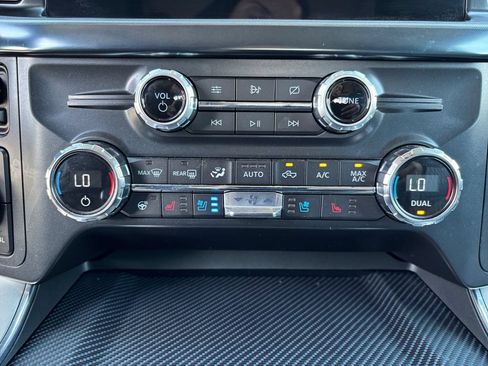 Used 2021 Ford F150 Limited AWD/4WD image 22