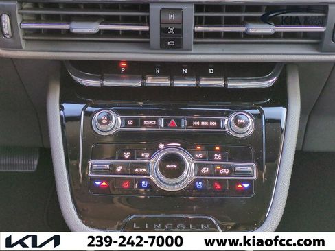 Used 2021 Lincoln Corsair AWD w/ Sport Package image 18