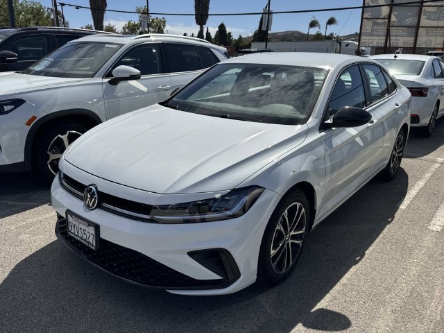 Certified 2026 Volkswagen Jetta Sport FWD image 3