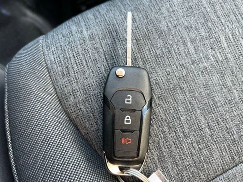 New 2026 Ford F250 XL w/ XL Chrome Package image 28