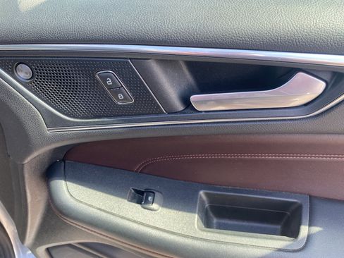 Used 2020 Ford Edge Titanium w/ Equipment Group 301A image 27