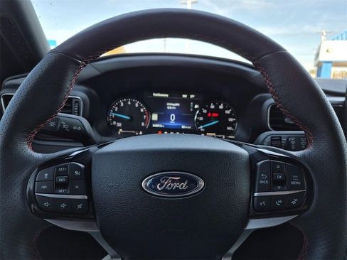 Used 2023 Ford Explorer ST-Line w/ Class IV Trailer Tow Package image 22