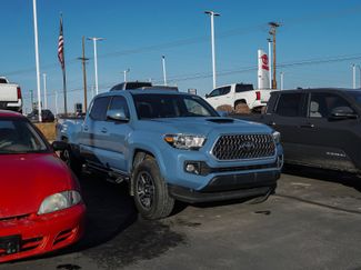Used 2019 Toyota Tacoma TRD Sport video 2
