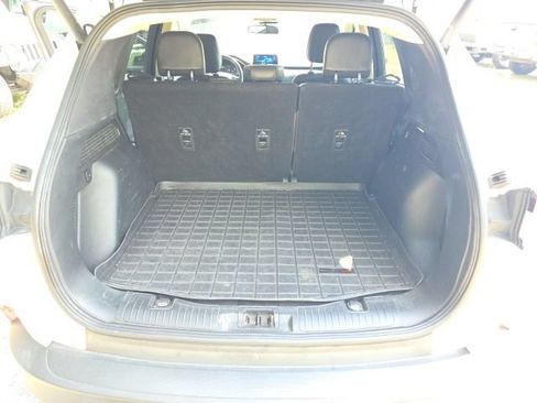 Used 2020 Ford Escape SEL FWD image 10