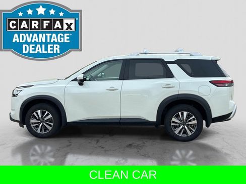 Used 2023 Nissan Pathfinder SL AWD/4WD image 4