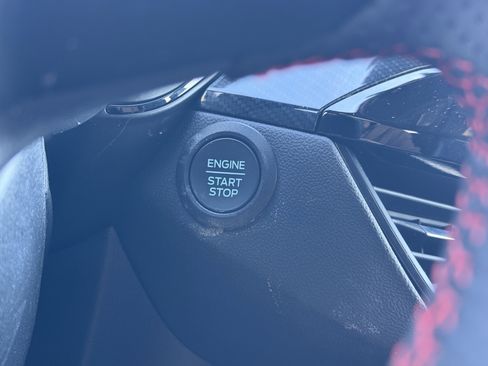 Used 2023 Ford Escape ST-Line image 19