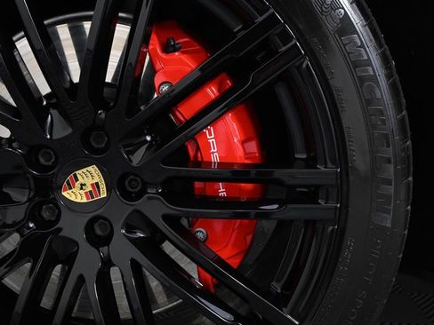 Used 2022 Porsche Macan GTS AWD/4WD image 22