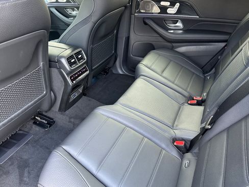New 2025 Mercedes-Benz GLS 580 4MATIC image 12