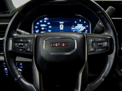 Used 2024 GMC Sierra 2500 AT4 w/ AT4 Premium Plus Package AWD/4WD image 32