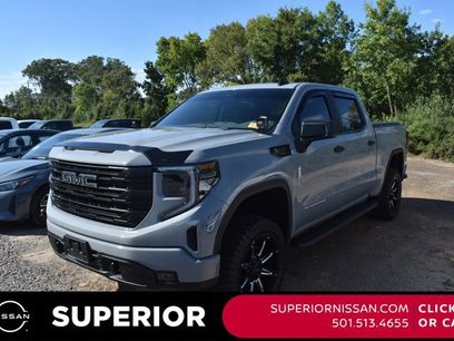 Used 2025 GMC Sierra 1500 Pro w/ Graphite Edition