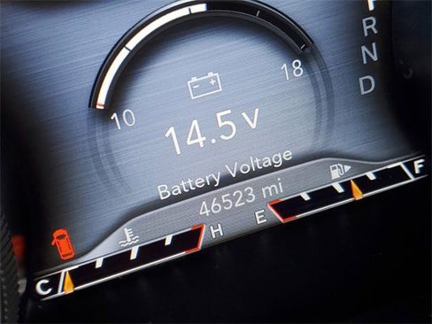 Used 2021 Jeep Cherokee Limited image 11