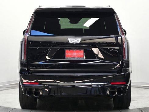Used 2026 Cadillac Escalade V w/ LPO, ONYX Package AWD/4WD image 8