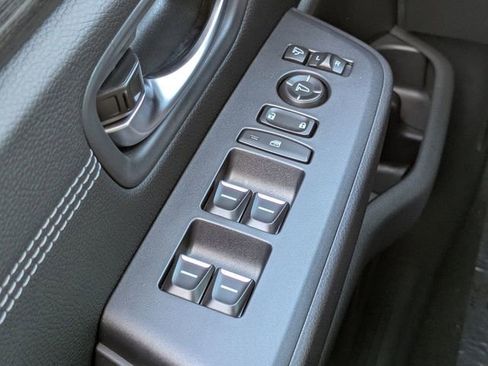 New 2026 Honda Pilot Touring image 24