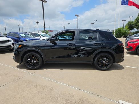 Certified 2025 Honda HR-V Sport image 8